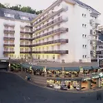 Roissy 4*