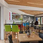 Hotell Roissy 4*
