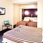Hotell Roissy Lourdes
