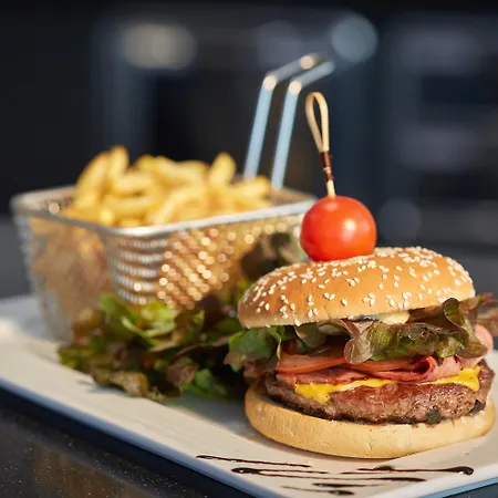 Roissy Hotel