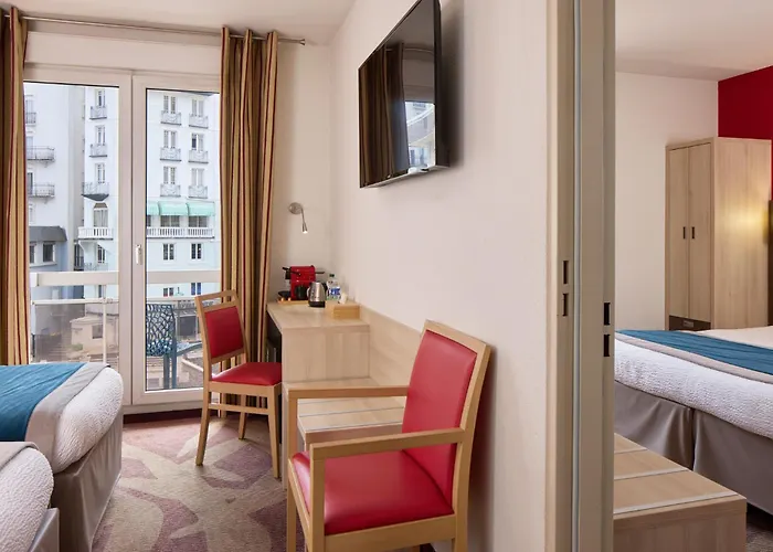 オテル ロワシー 4* ルルド